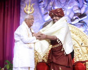 50. Paramahamsa Nithyananda with Sri Vedantam ji, chairman of Vishva Hindu Parishad visits Bengaluru Aadheenam, June 21, 2017