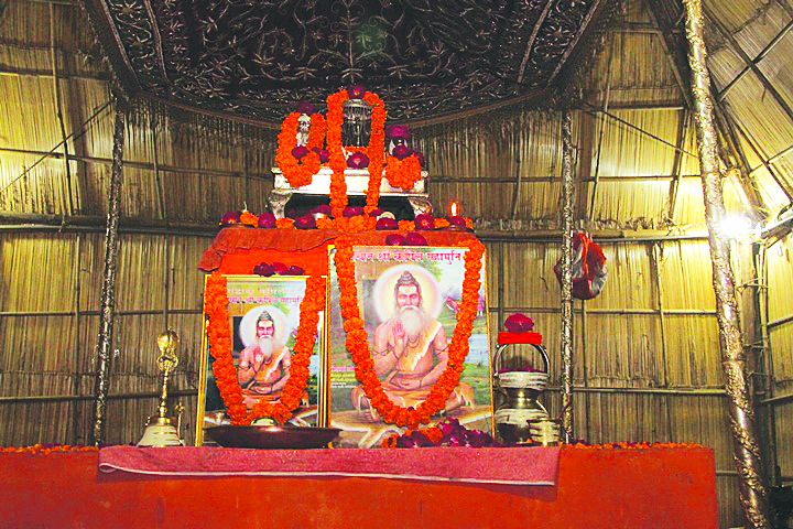 6 Sri Kapil Mahamuniji deity at Sri Mahanirvani Akhada